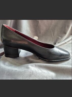 Vero Cuoio heels